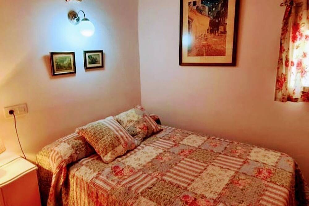 Entire apartment, Homerez - Charming apartment in Cuenca with parking included in Cuenca, Cuenca Province