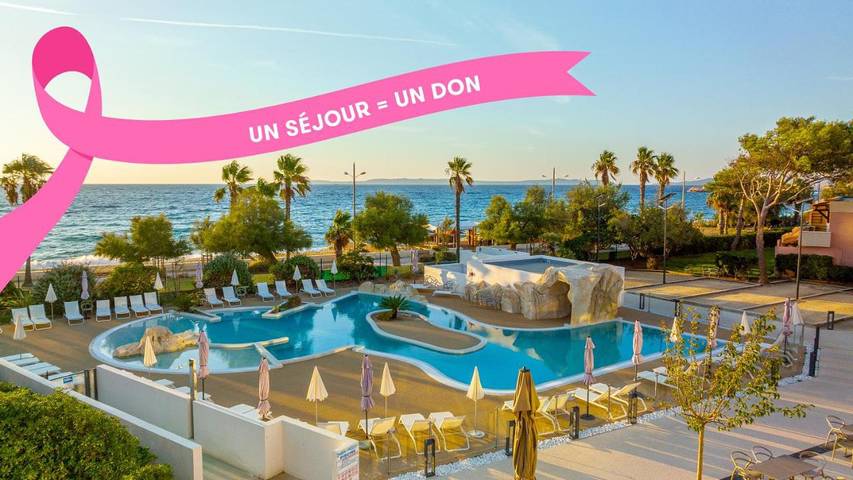 Apartahotel para 2 personas, con vistas además de jardín y piscina en Costa Azul