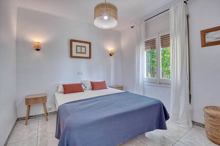 Finca für 4 Personen, mit Terrasse und Garten in Pals - 2