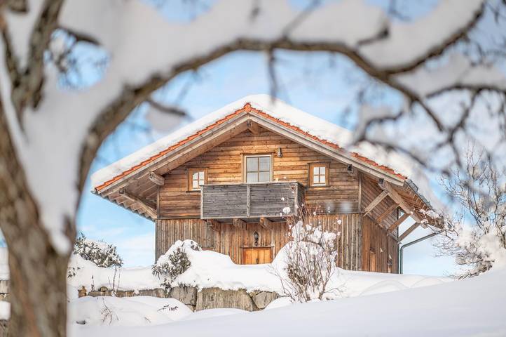 Ferienhaus für 4 Personen, mit Balkon und Garten sowie Whirlpool und Sauna in Breitenberg