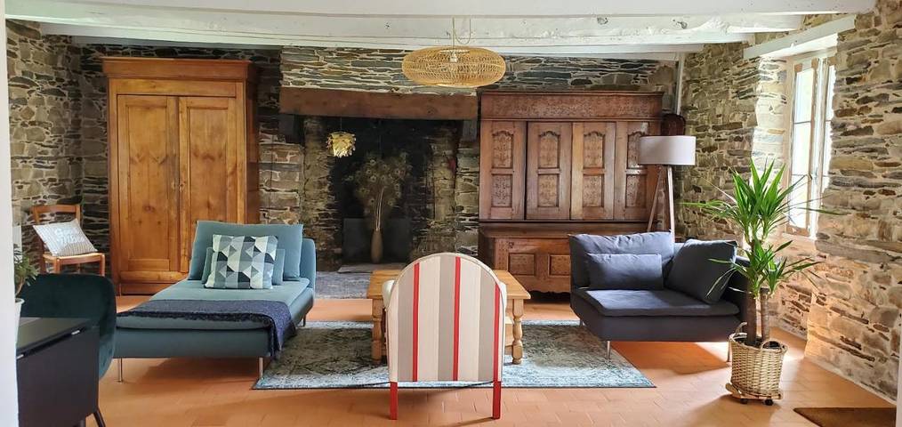Gîte pour 3 personnes, avec jardin et vue à Saint-Martin-sur-Oust