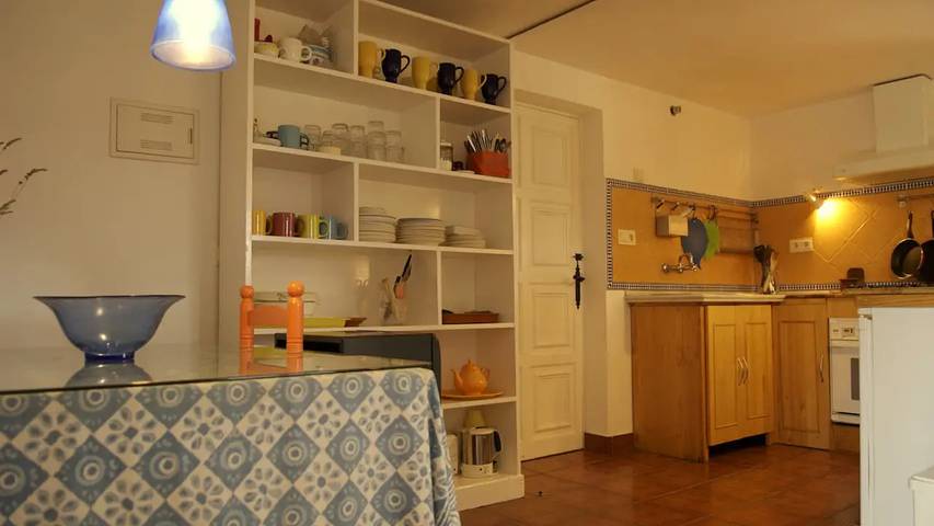 Location de vacances pour 5 personnes, avec jardin et piscine, animaux acceptés à Ronda - 2