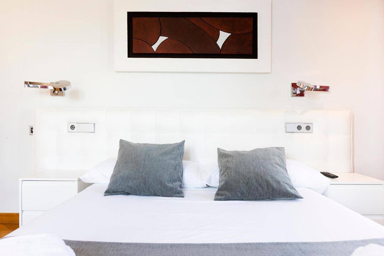 Appartement entier, Apartment with Pool View in Hondarribia, Côte Basque (Espagne)