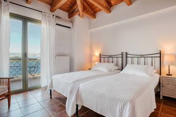 Villa voor 10 Personen in Nikiana, Alexandros, Afbeelding 2