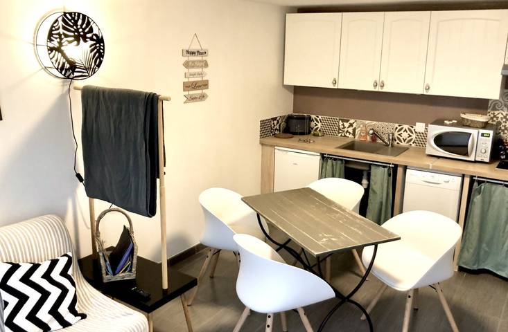 Gîte pour 4 personnes, avec jardin et terrasse, animaux acceptés à Ver-sur-Mer - 2