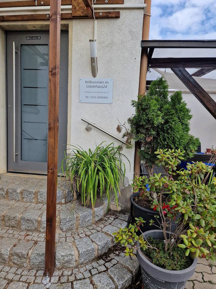 Ferienhaus für 7 Personen, mit Terrasse und Balkon/Terrasse, kinderfreundlich in Fränkisches Weinland - 2