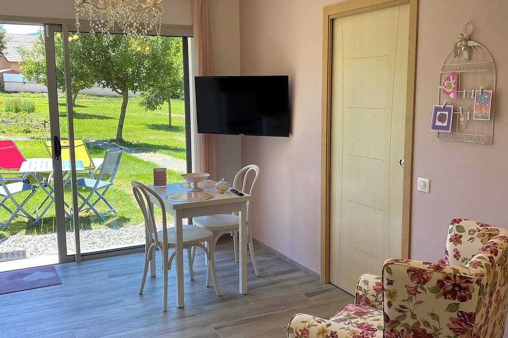Apartamento entero, Studio Avec Spa Privatif Dans un Cadre Unique in Saint-Bonnet-en-Champsaur, Parque Nacional de los Ecrins