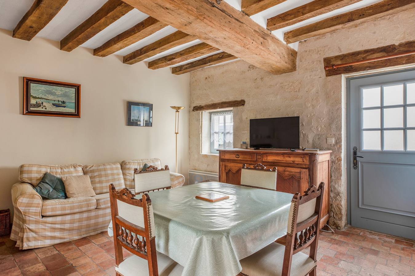 Ferienhaus 'Gîte De Varrains' mit privater Terrasse, Gemeinschaftsgarten und Wlan in Varrains, Loire-Tal