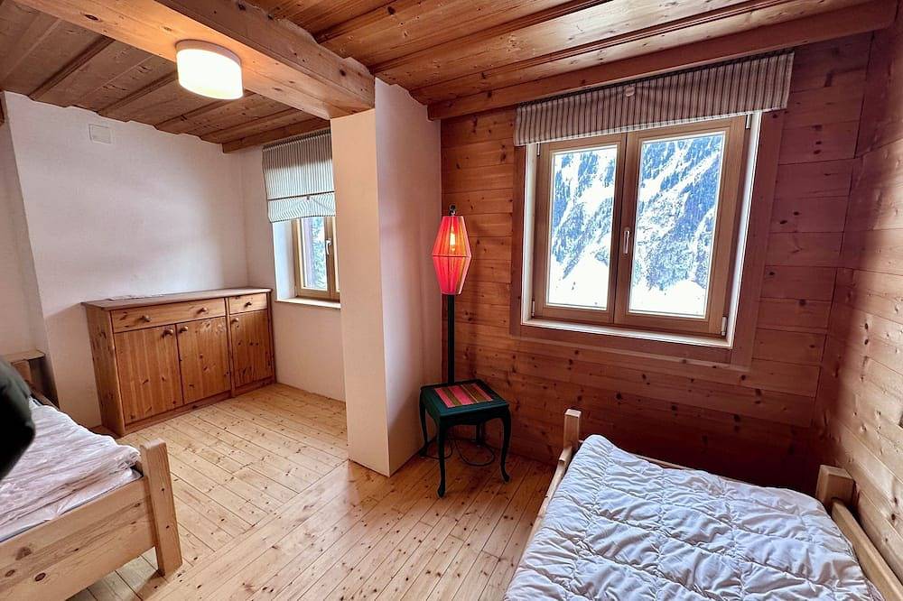 Schönes Ferienhaus mit wunderbarem Blick in die Berge und eigener Sauna in Rauris, Ski Amadé