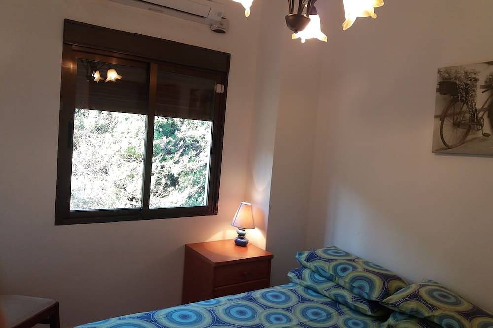 Villa Carolina: A great 3 Bed Villa sleeps 8 from Vine Ridge Retreats Management in Comares, Provincia de Málaga