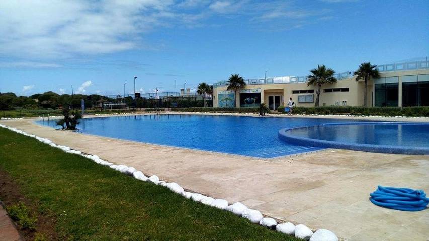 Gîte pour 6 personnes, avec bassin pour enfant ainsi que jardin et piscine dans Sidi Rahal - 2