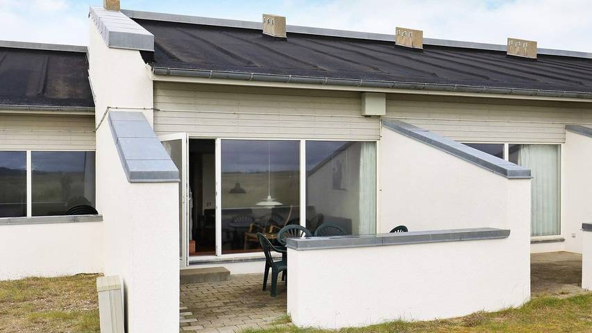 Ferienwohnung für 6 Personen, mit Terrasse und Pool sowie Sauna in Tranum Strand