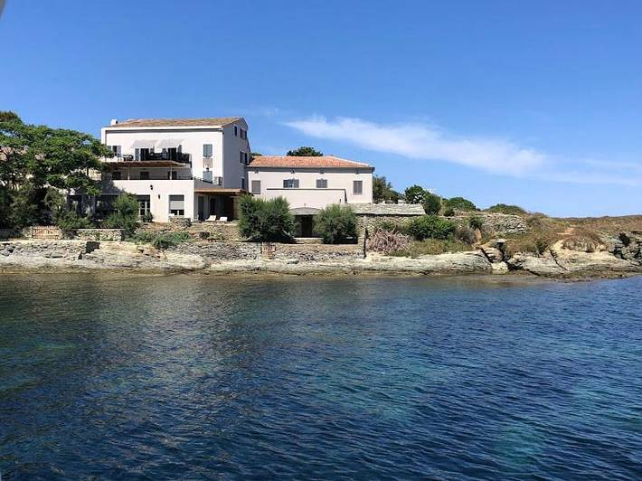 Location de vacances pour 6 personnes, avec vue ainsi que jardin et balcon à Ersa - 2