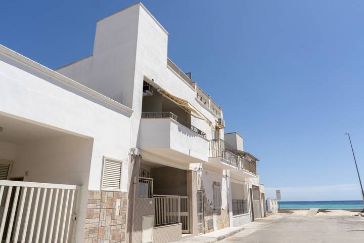 Beach House in Porto Cesareo, Golfo di Taranto