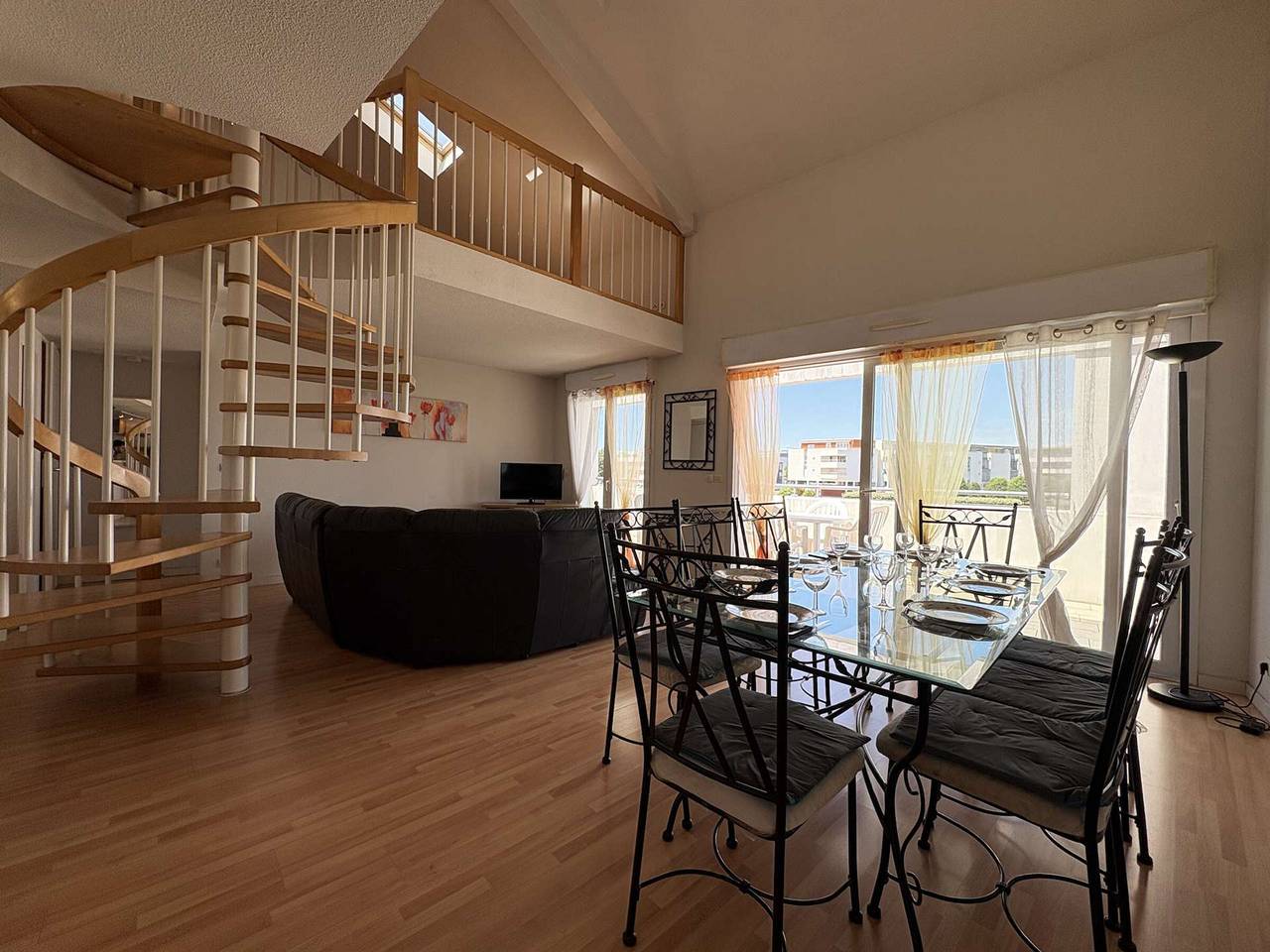 Apartamento entero, Dúplex con vista al lago - 8 pers. in La Rochelle, Región de La Rochelle