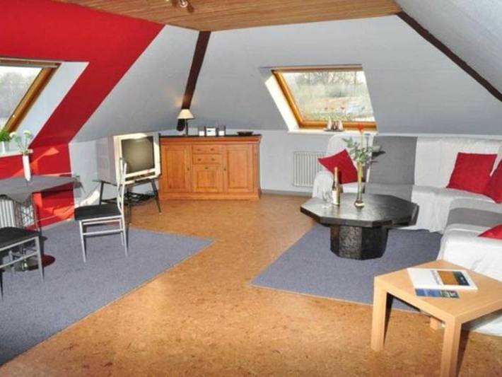 Ferienwohnung für 3 Personen, mit Sauna und Seeblick sowie Garten am Nord-Ostsee-Kanal - 2