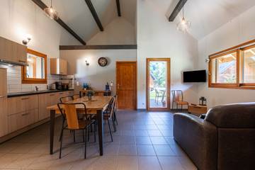 Chalet pour 10 Personnes dans Seythenex, Région d'Annecy, Photo 3