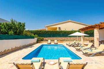 Villa in Alaior Gemeinde, Menorcas Küste für 8 