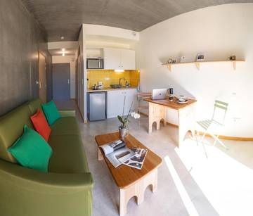 Cottage pour 3 personnes, avec balcon à Saint-Amand-en-Puisaye