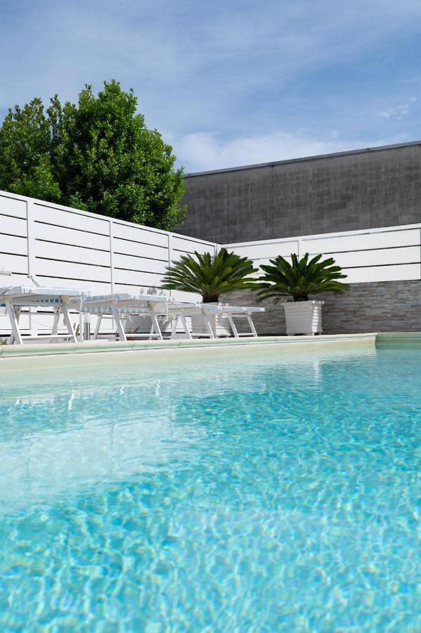 B&b per 3 persone, con panorama e giardino nonché piscina a La Spezia