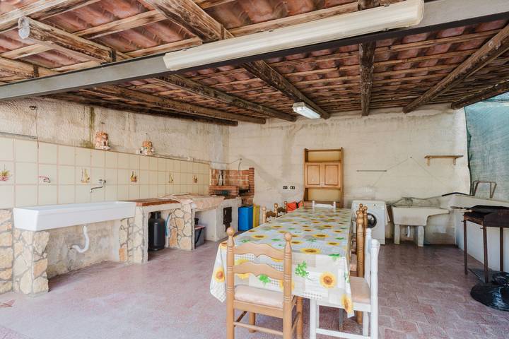 Gîte pour 8 personnes, avec jardin à Balestrate - 3