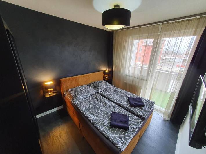 Ferienwohnung für 6 Personen, mit Balkon und Whirlpool sowie Terrasse und Garten in Siofok - 4