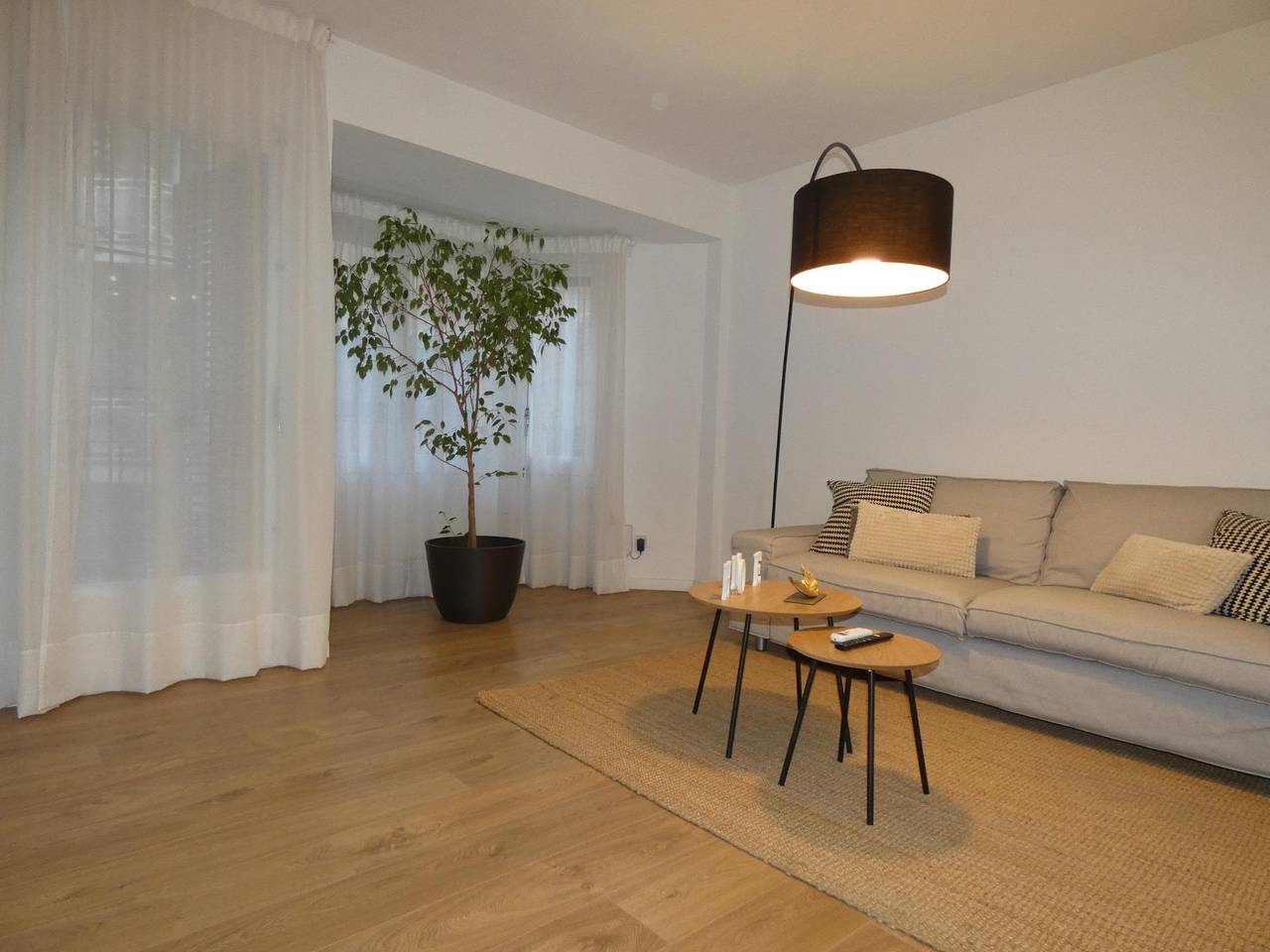 Apartamento entero, Apartamento 'My Holidays Home' con balcón, Wi-Fi y aire acondicionado in Palamós, Costa Brava