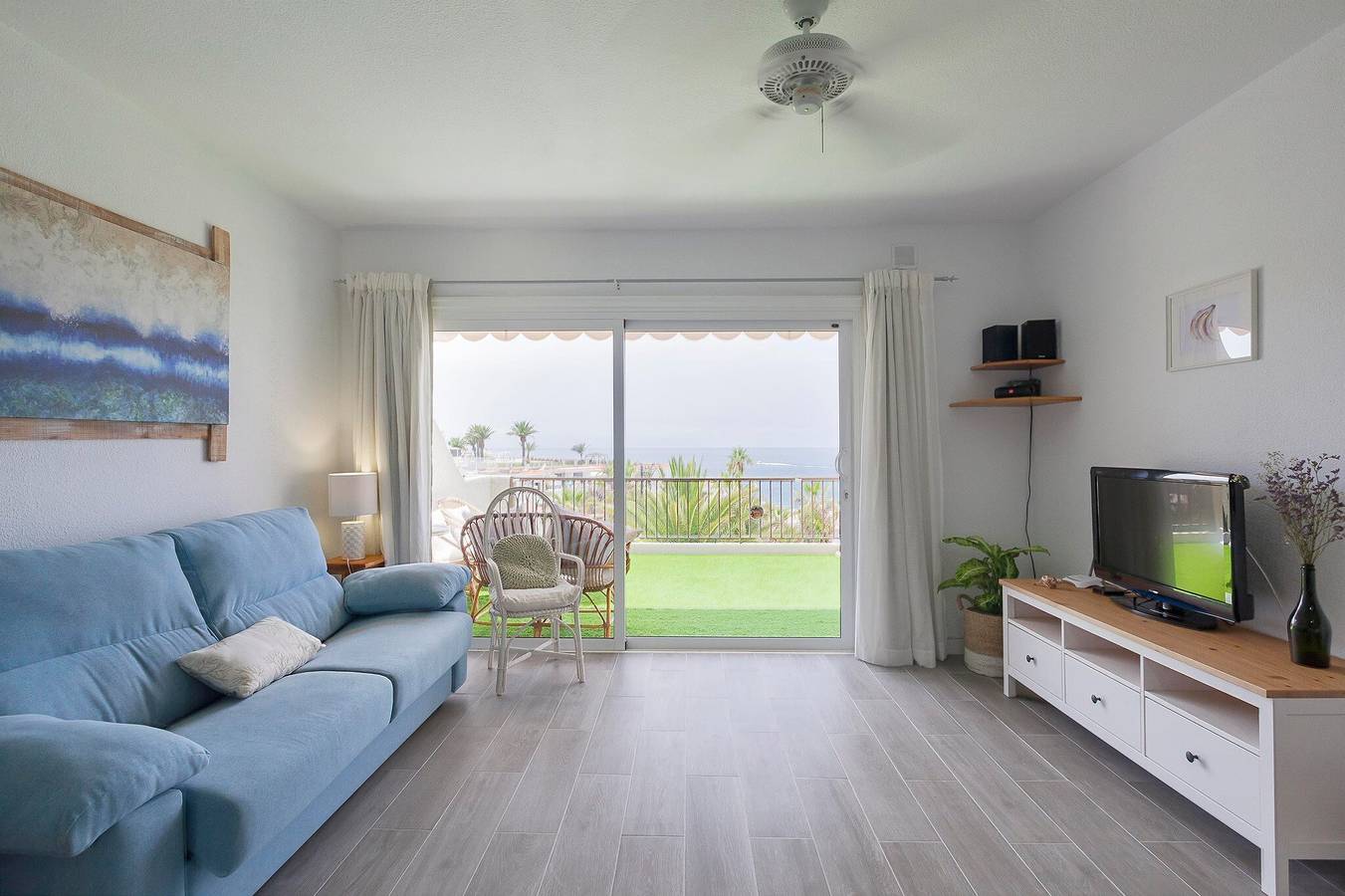Ferienhaus 'Ocean Lovers' mit Meerblick, Gemeinschaftspool und Wlan in Playa de los Guíos, Santiago del Teide