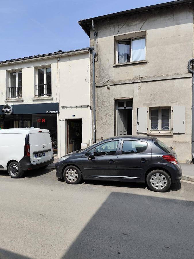 Appartement entier, Studio meublé centre ville- gare Villers Cotterets in Villers-Cotterêts, Aisne