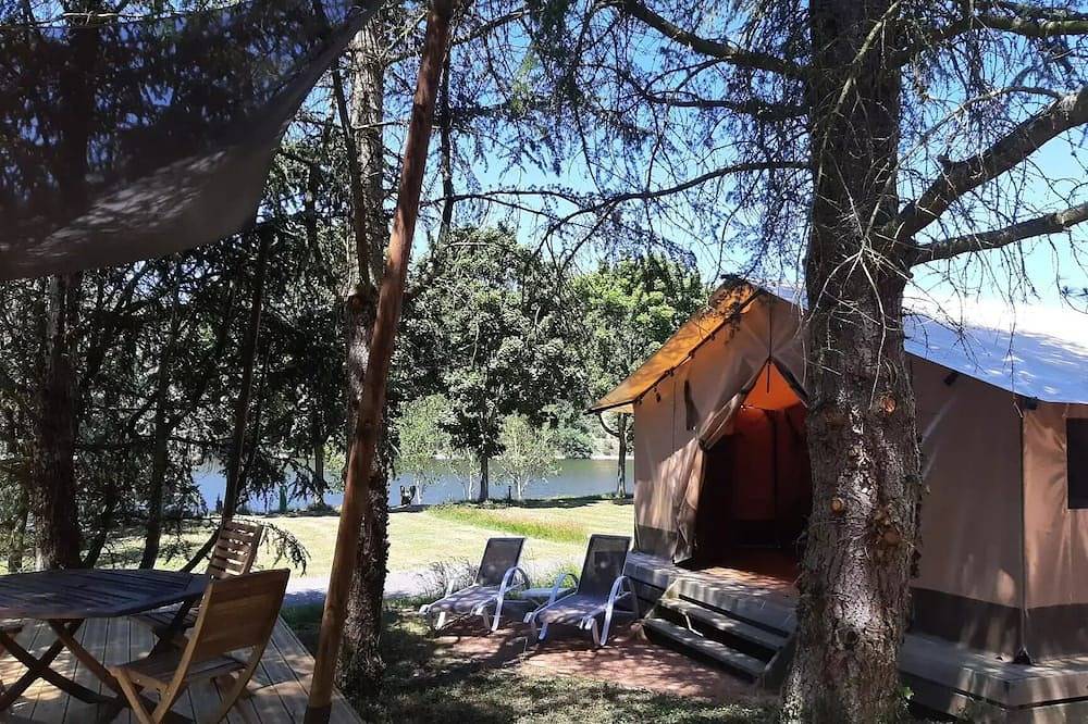 Tente Safari Family eco 5 personnes in Saint-Paul-de-Vézelin, Région de Roanne