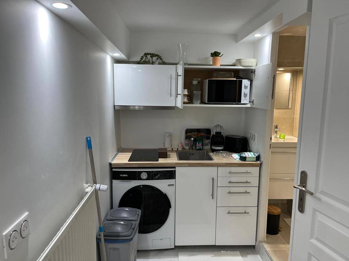 Two-Bedroom Villa in Palaiseau, Essonne
