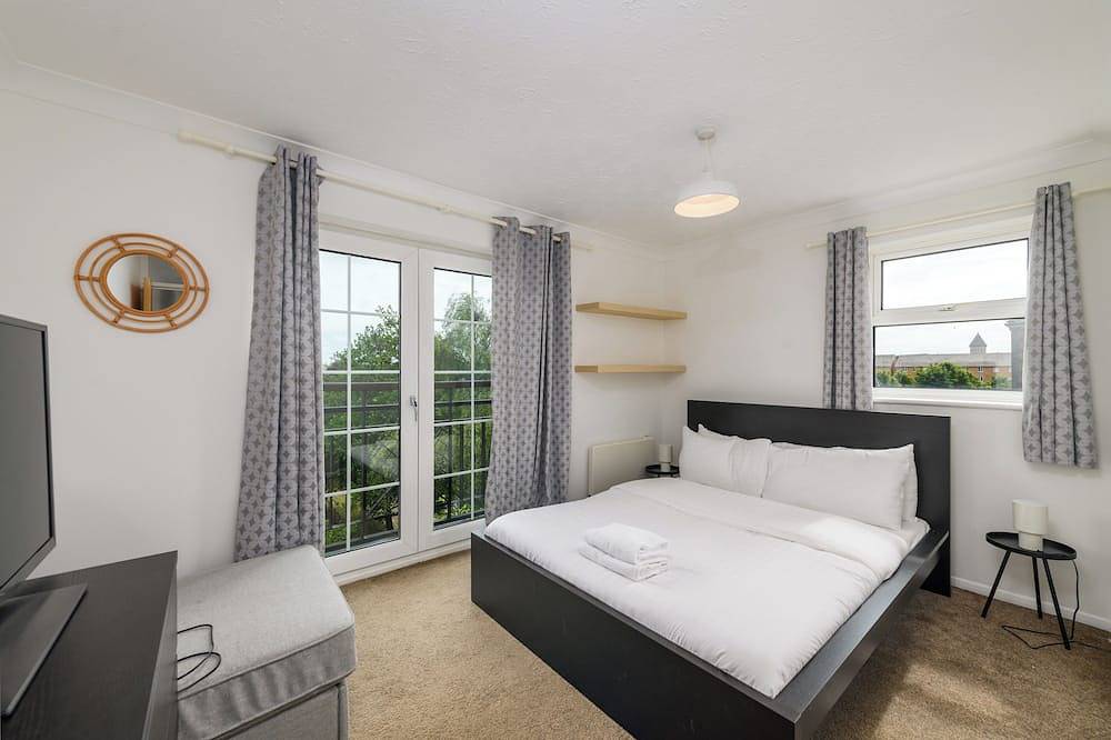 Apartamento entero, Spacious 3 Bed | Short Walk to Atlantic Wharf in Cardiff, Cardiff region