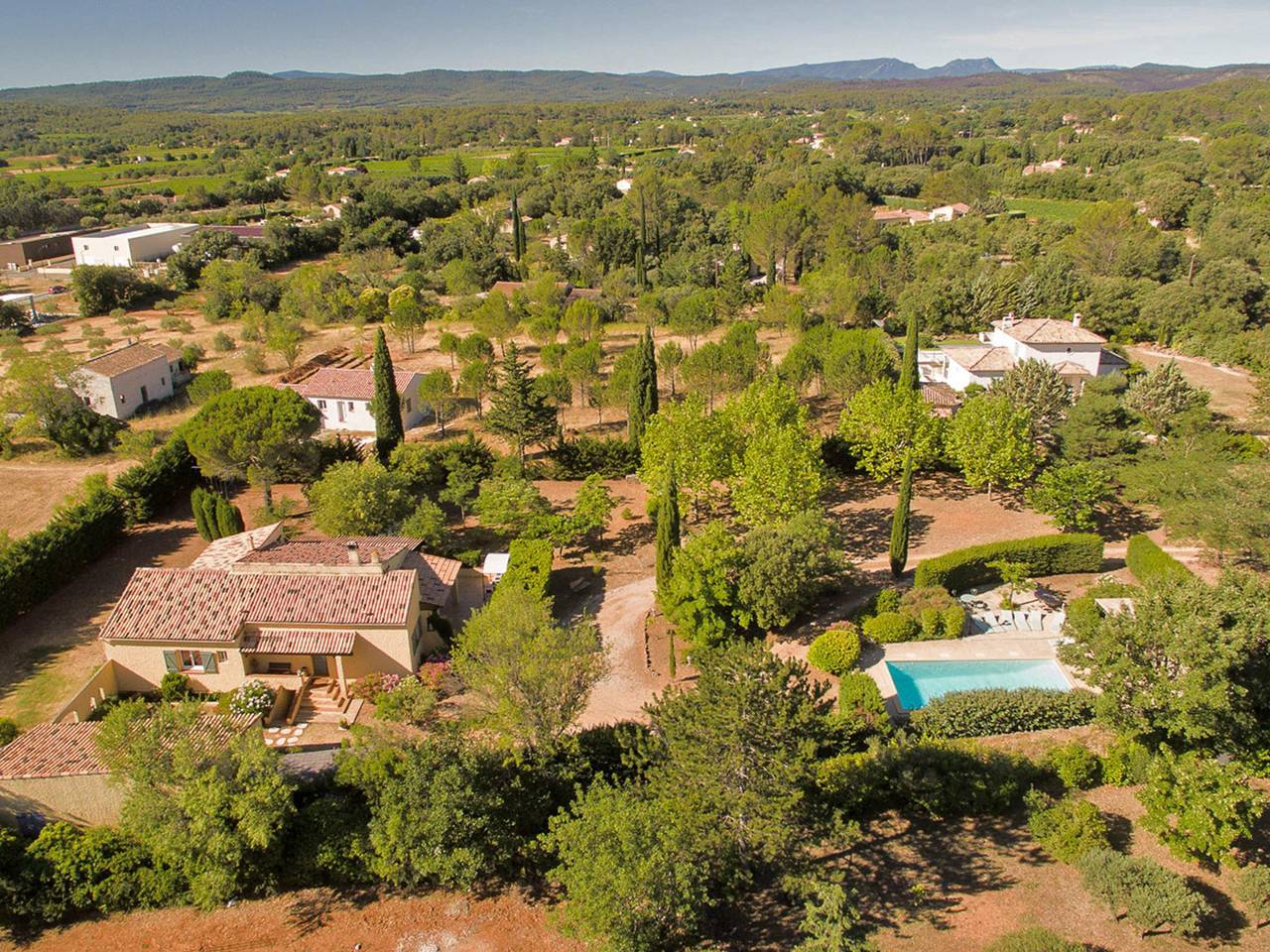 Rurally located holiday home with private pool in Cotignac, Región Brignoles