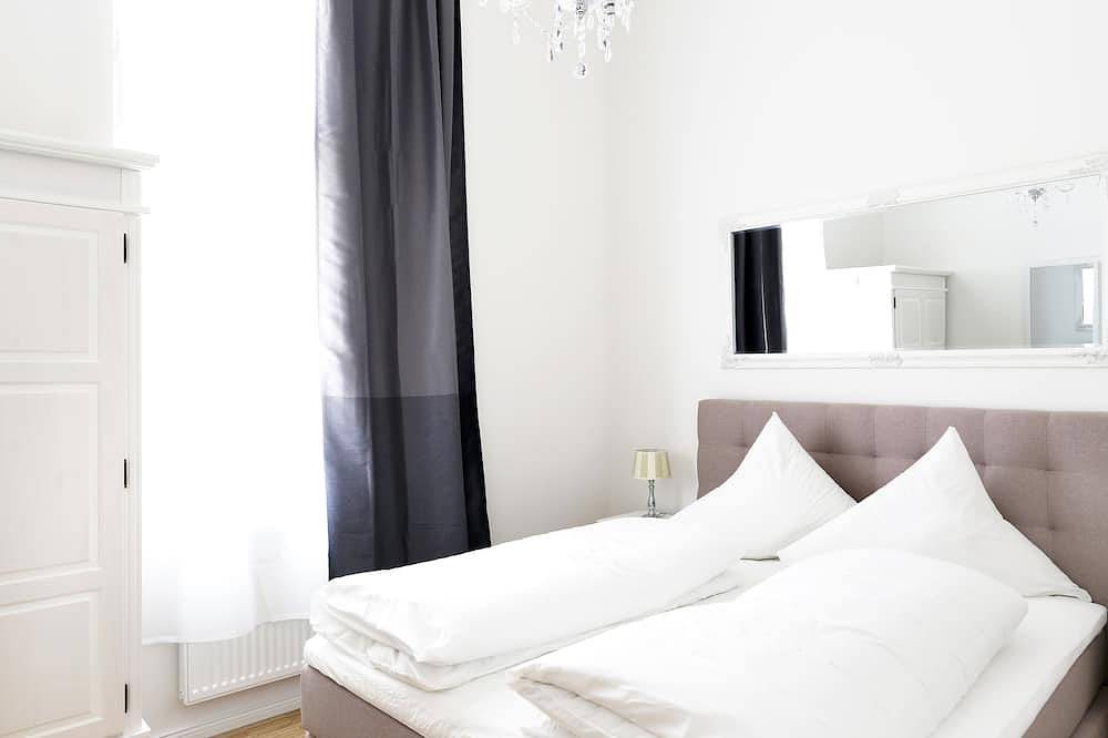 Ganze Wohnung, Sc 1 - Cozy Family & Business Flair welcomes you - Rockchair Apartments in Charlottenburg Berlin, Berlin