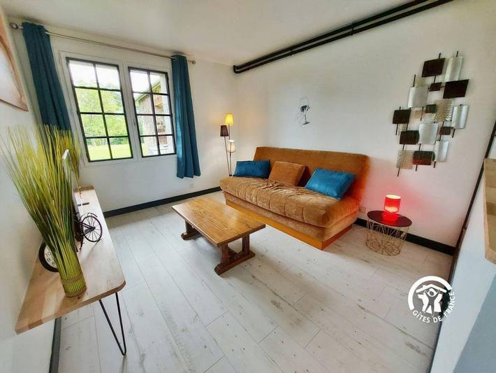 Location de vacances pour 6 personnes, avec terrasse et jardin dans Saint-Jean-sur-Mayenne - 3