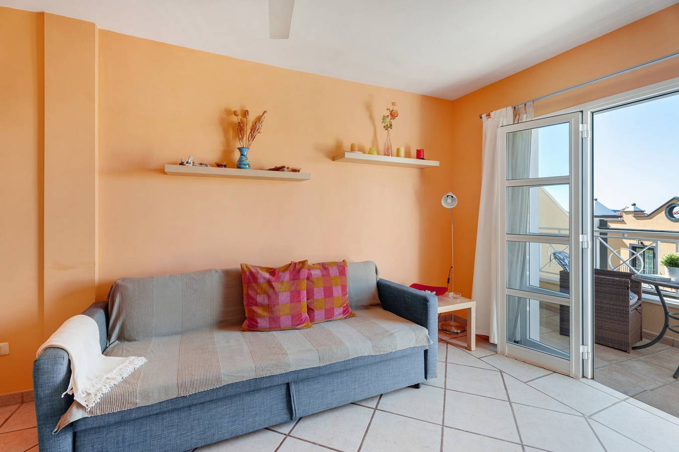 Entire apartment, Vacation Home "Benimar 28" with Shared Pool & Wi-Fi in Playa del Duque, Adeje