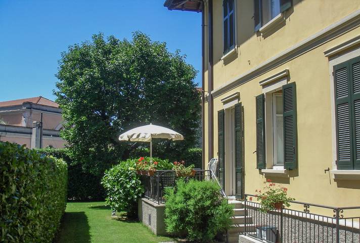 Ferienwohnung für 3 Personen, mit Terrasse und Garten sowie Ausblick in Comune di Verbania