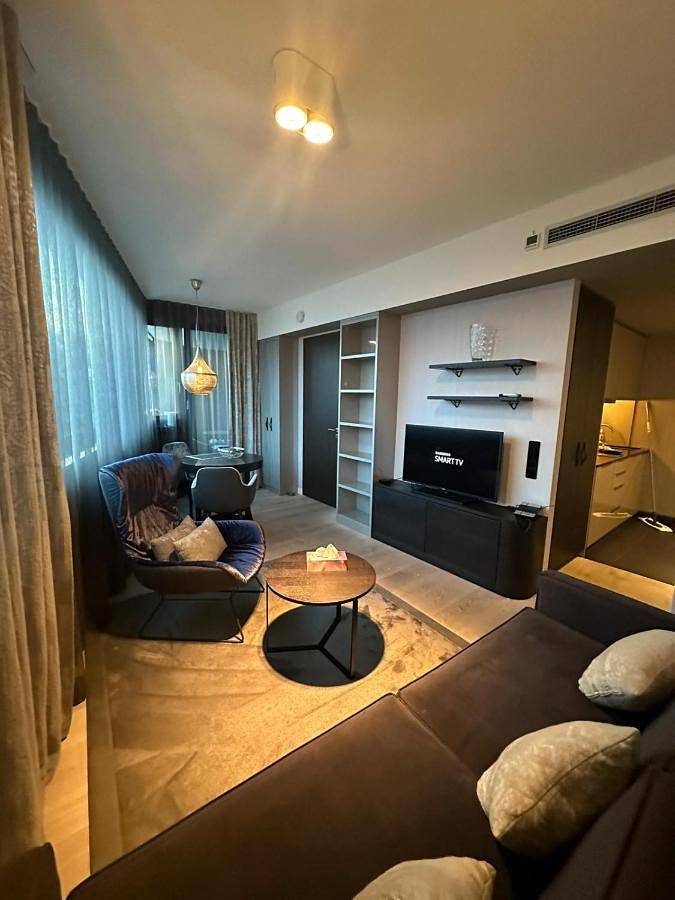 Apartamento para 3 personas, con Balcón además de Terraza y Vistas en Stuttgart