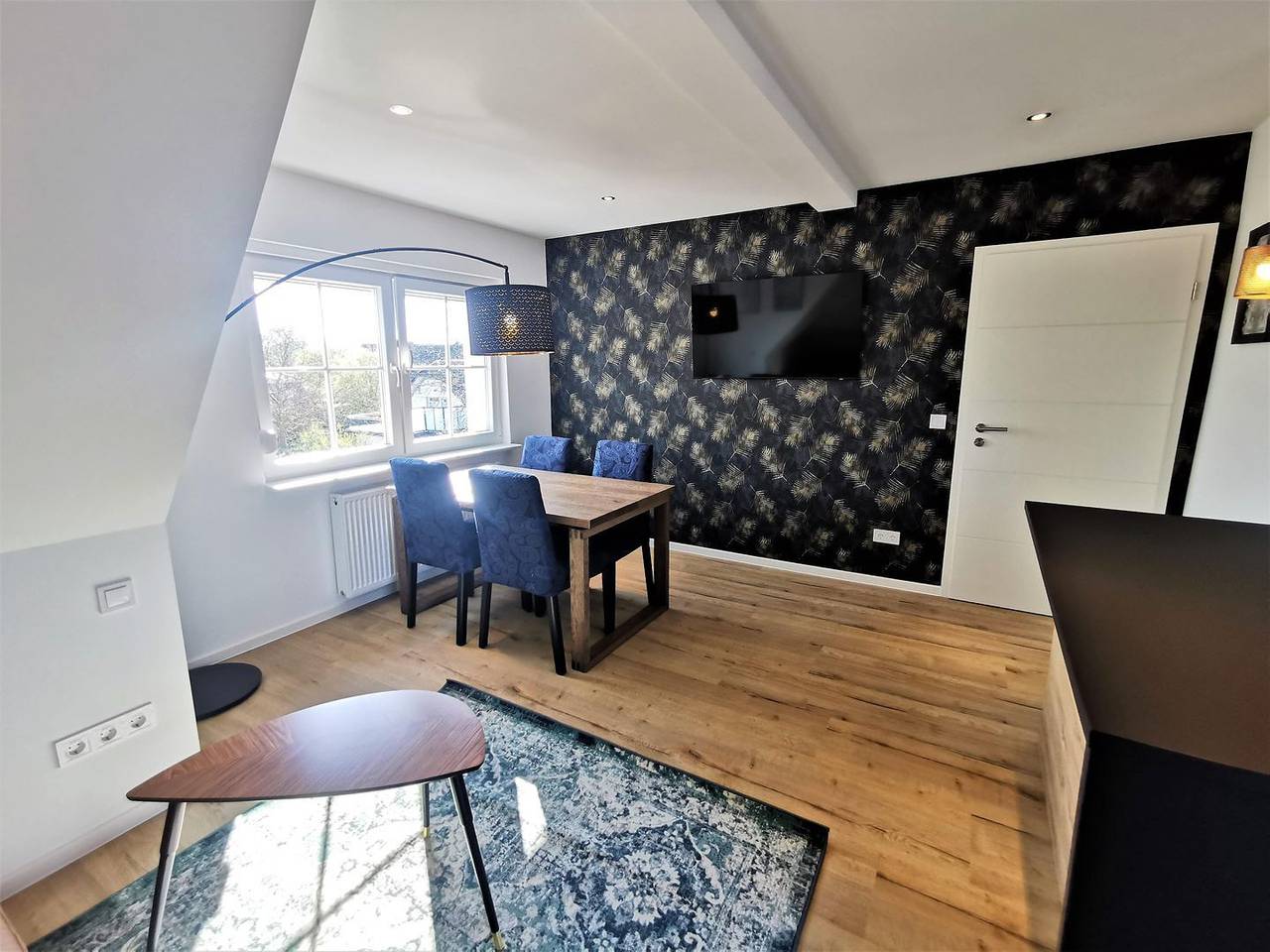 Ganze Wohnung, 60m² Apartment für bis zu 5 Personen mit großer Dachterrasse in Bargteheide, Kreis Stormarn