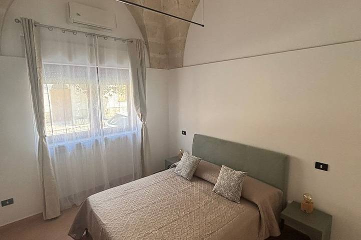 Appartement entier, Casaggiù traditional house just steps from the towncenter & seaside destinations in San Vito dei Normanni, Salento