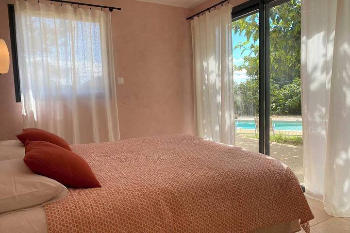 Location de vacances pour 8 personnes, avec jardin à Aubussargues - 4