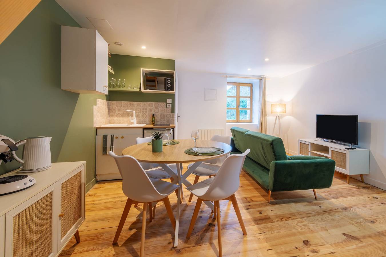 Ganze Wohnung, Le Grenier à Sel - Centre historique in Sainte-Suzanne, Mayenne