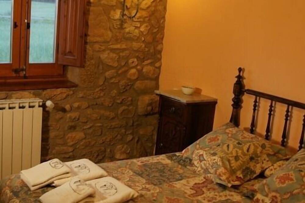 Casas Rurales La Salada für 4 personen in Lladurs, Lleida Provinz