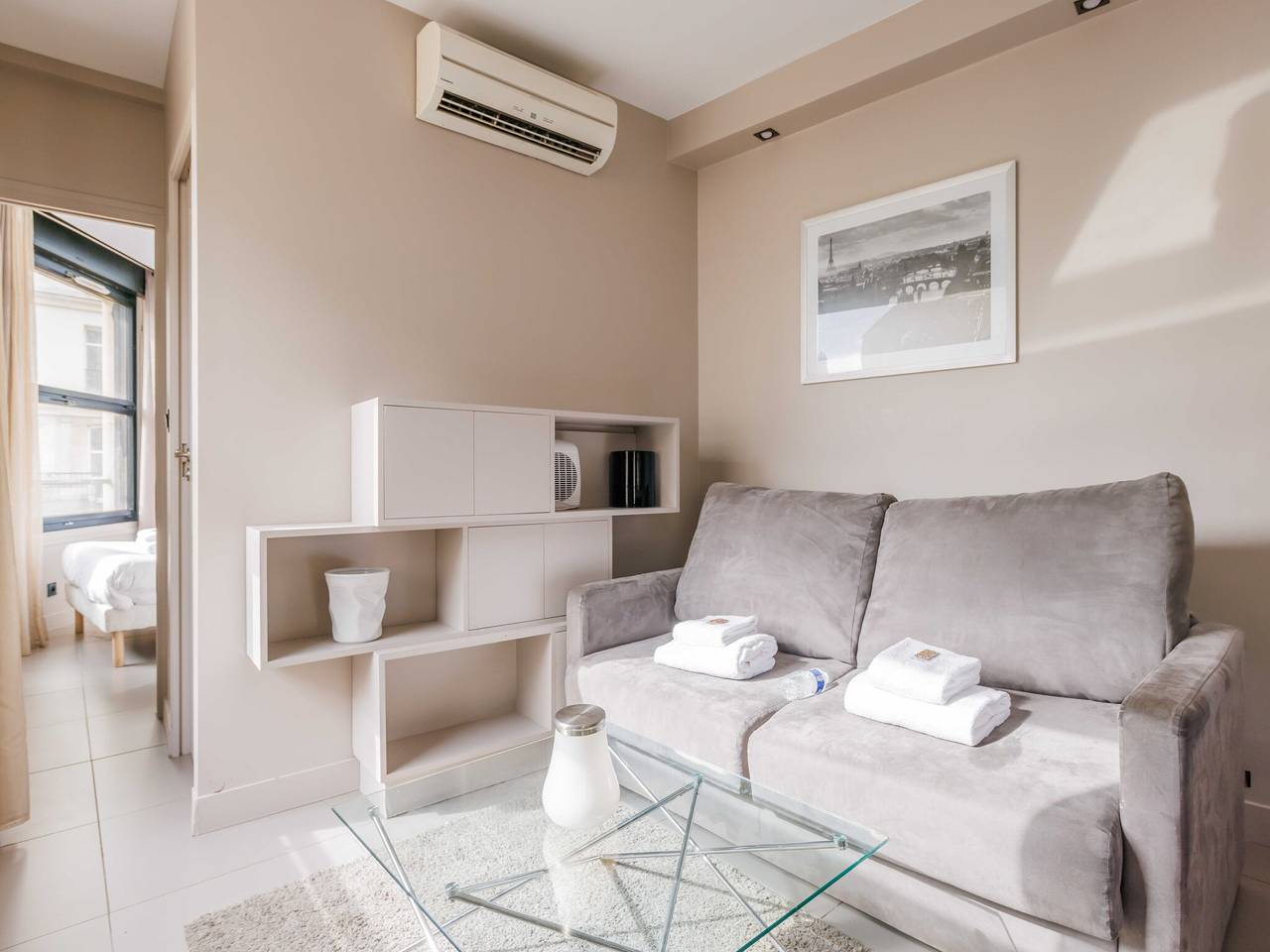 Appartement entier, Magnifique appartement - 2 pièces/4 pièces - Saint-Lazare in Paris, Île de France