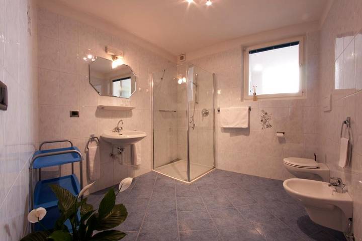 Ferienwohnung für 2 Personen, mit Pool und Terrasse sowie Garten in Marling - 3