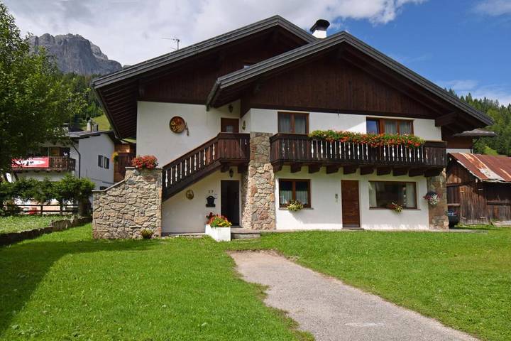 Gîte pour 4 personnes, avec vue et jardin dans Padola - 2