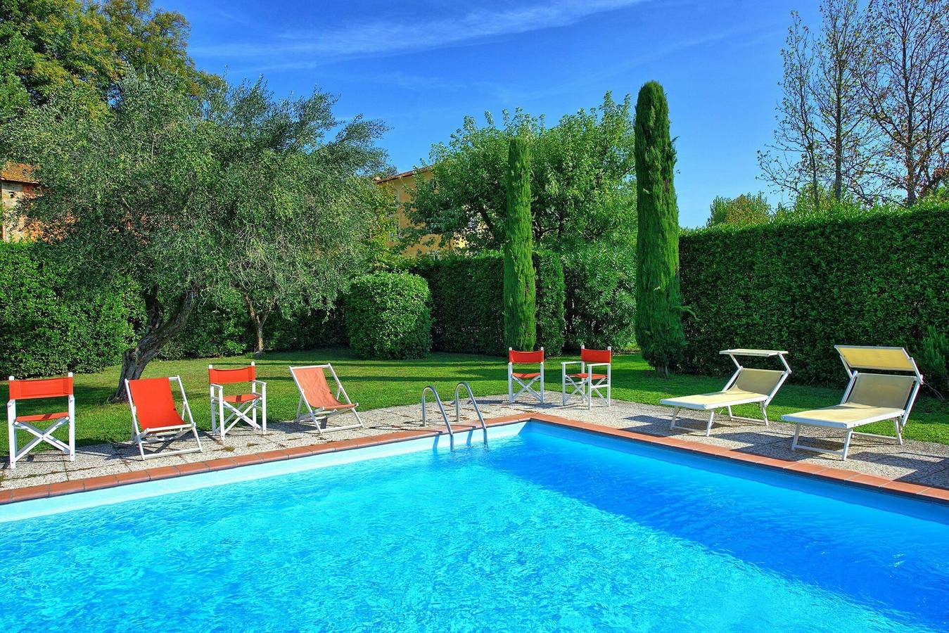 Villa pour 10 Personnes dans Capannori, Colline Lucchesi