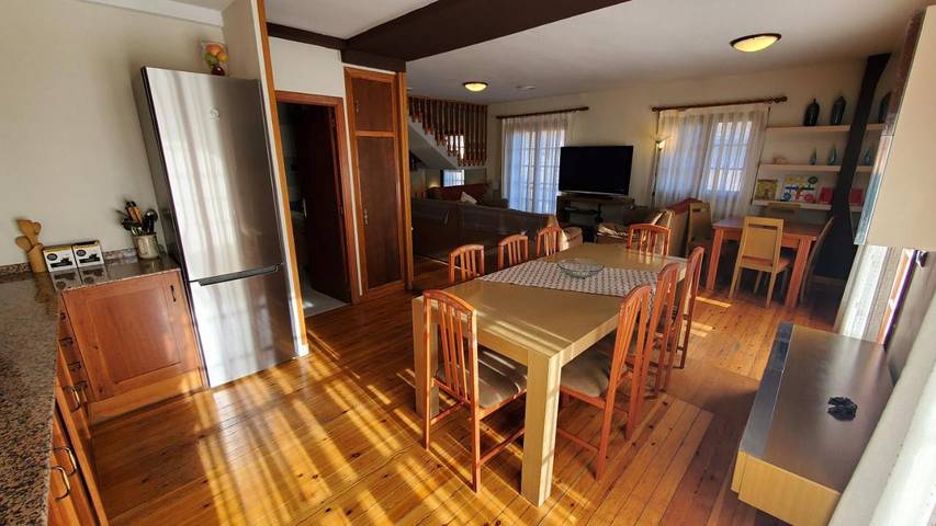 Casa rural para 10 personas, con jardín y vistas, Se admiten mascotas en Fiscal - 2