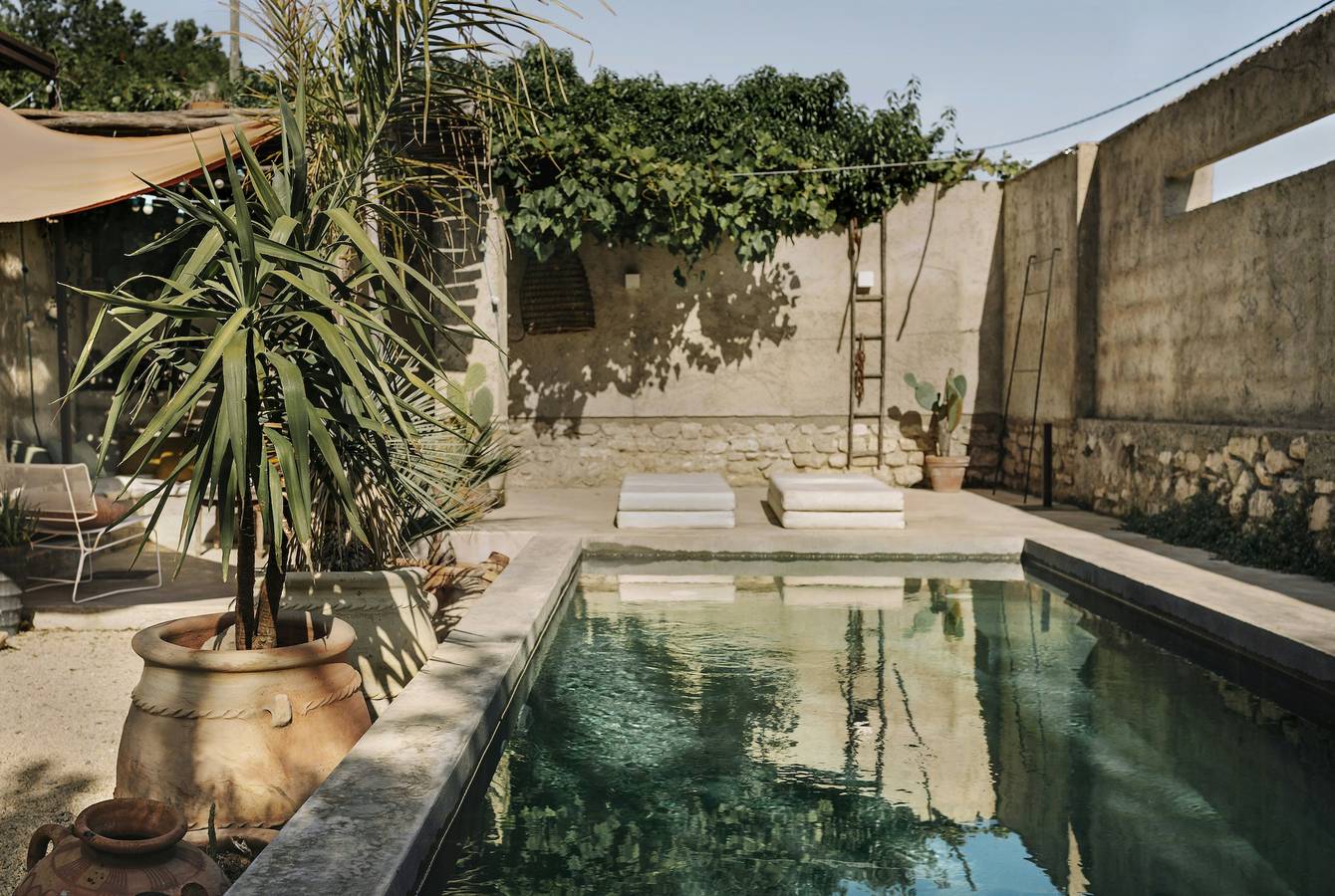 Mediterranean bastide in Pernes les Fontaines in Pernes-les-Fontaines, Vaucluse