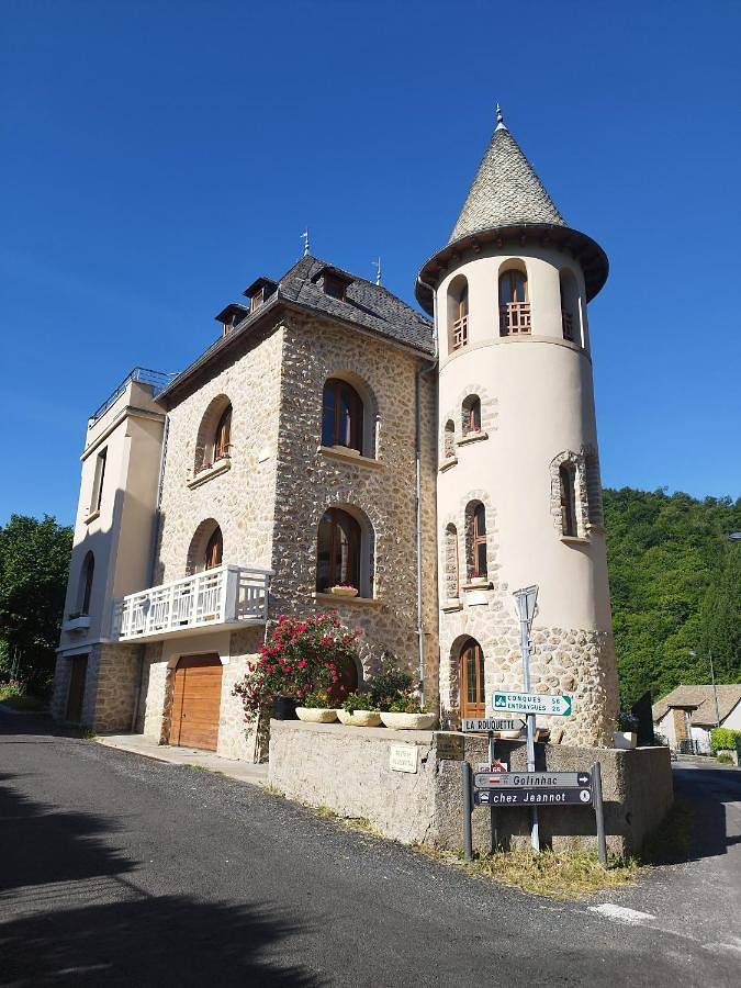 Maison d’hôte pour 4 personnes, avec vue ainsi que terrasse et jardin